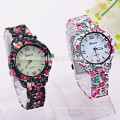 Skull heads watchband geneva quartz silicone watch